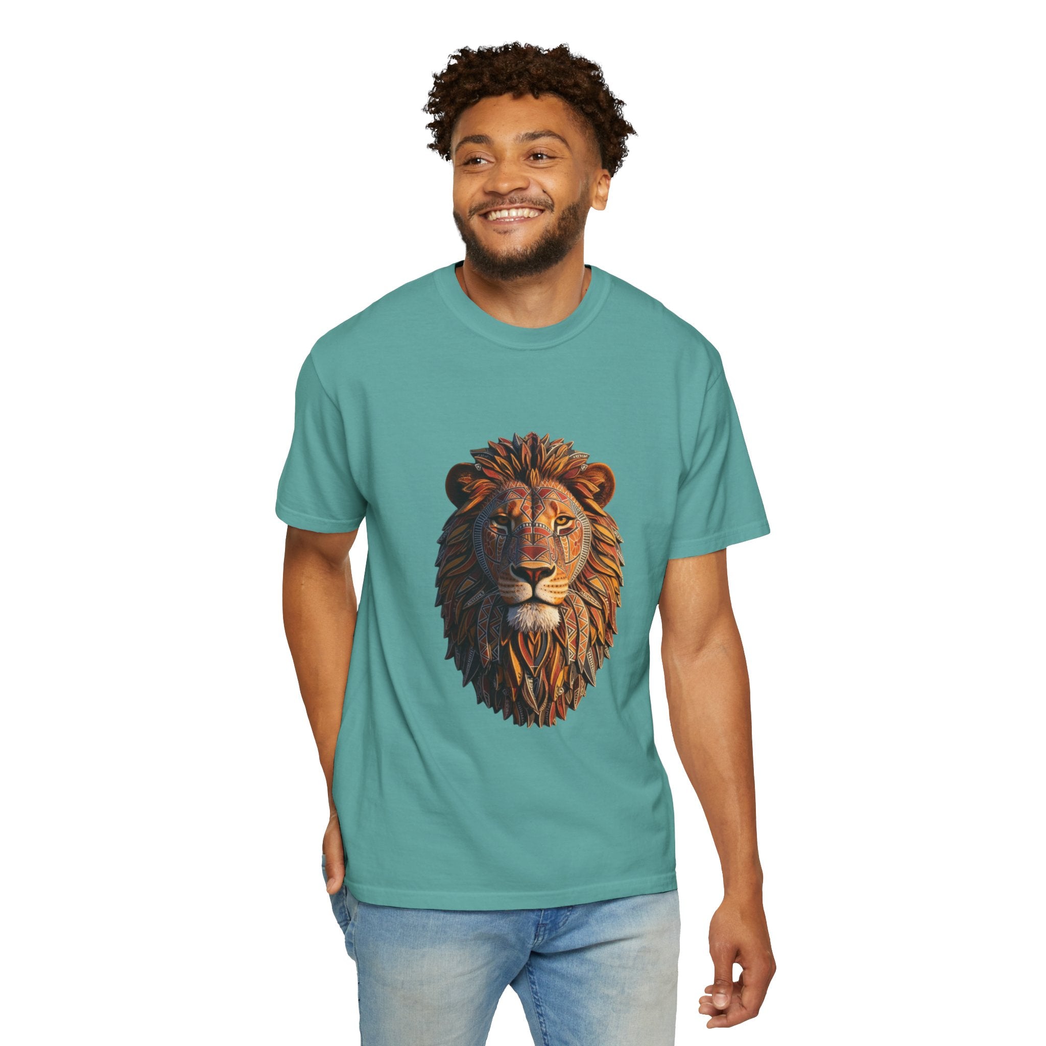 Lion Head Graphic T-Shirt — Majestic Wildlife Tee for Animal Lovers