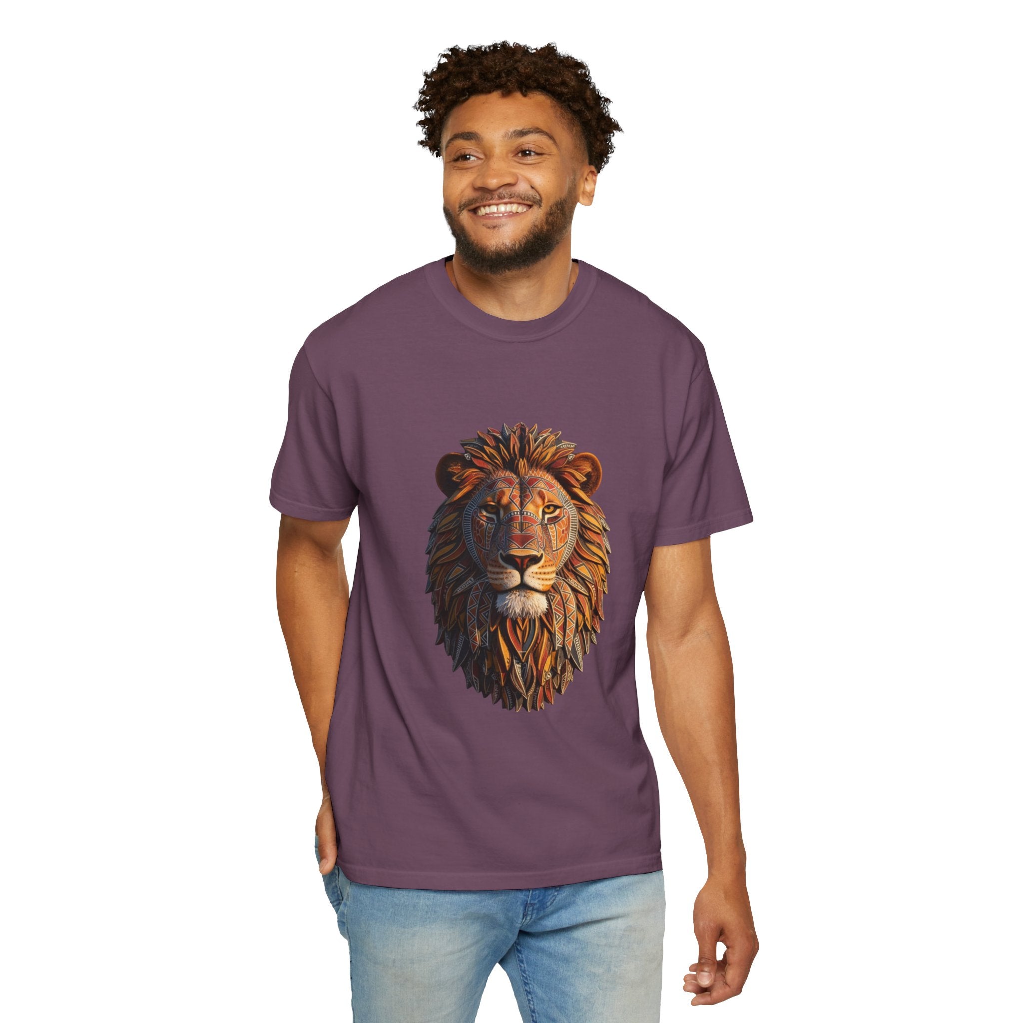 Lion Head Graphic T-Shirt — Majestic Wildlife Tee for Animal Lovers